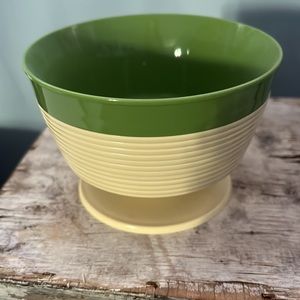 Vintage Raffiaware Footed Pedestal Thermal Insulated Ice Cream Bowl